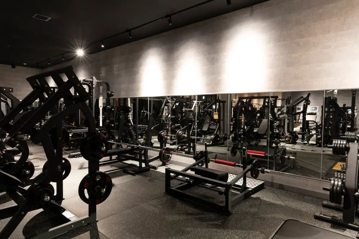 燕店 マシンエリア