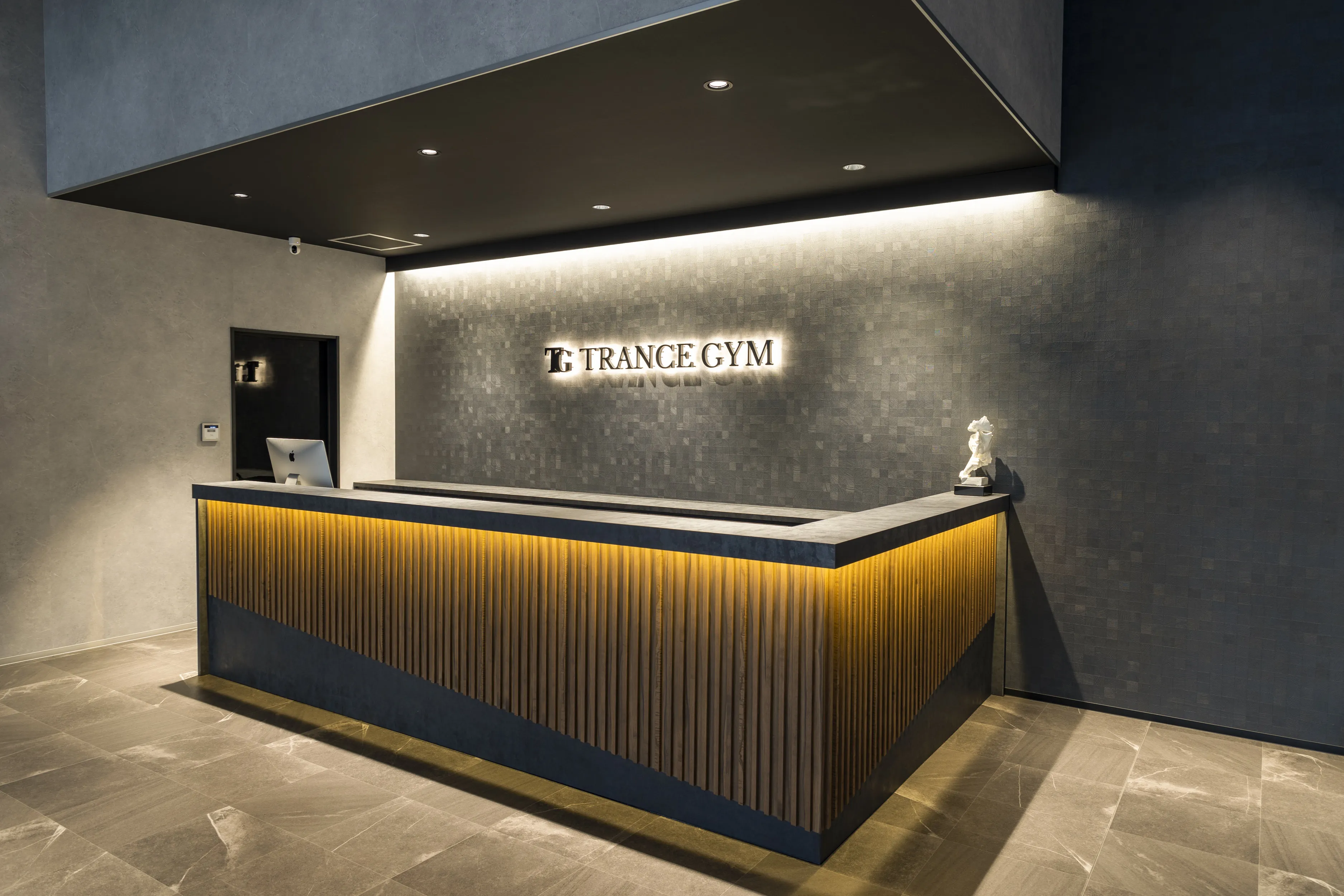 新潟店 受付・ラウンジ